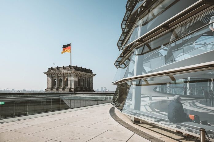 Bundestag-bandiera-germania